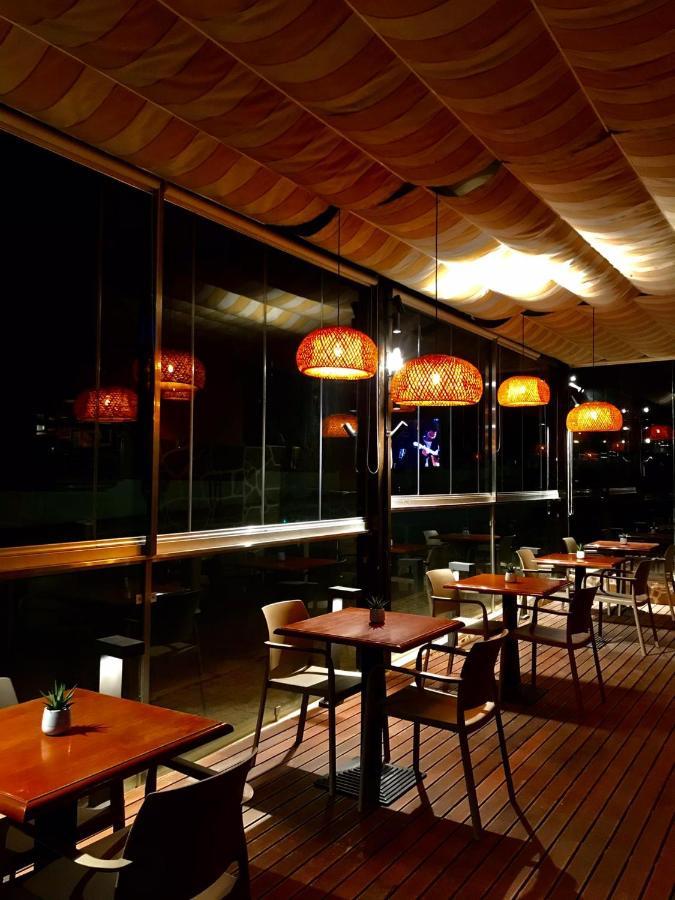 Hotel Dom Lourenco Areia Branca Eksteriør bilde